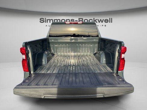 New 2026 Chevrolet Silverado 1500 LT image 9