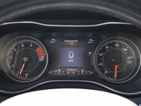 Used 2021 Jeep Cherokee Trailhawk w/ Technology Group AWD/4WD image 12