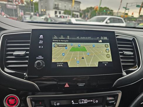 Used 2022 Honda Pilot Touring image 24