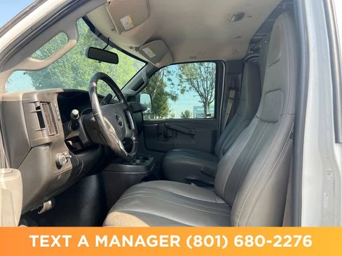 Used 2019 Chevrolet Express 2500 w/ Driver Convenience Package RWD image 11