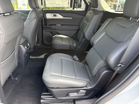 New 2026 Ford Explorer Active w/ Active Comfort Package image 23