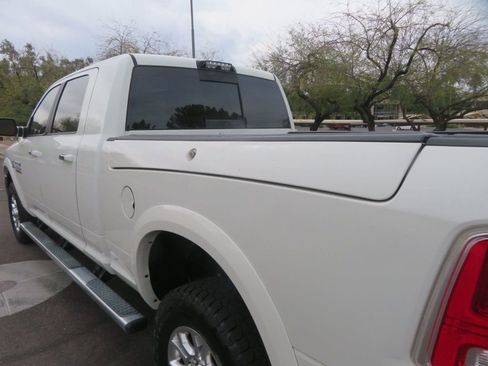 Used 2017 RAM 2500 Laramie w/ Convenience Group AWD/4WD image 7