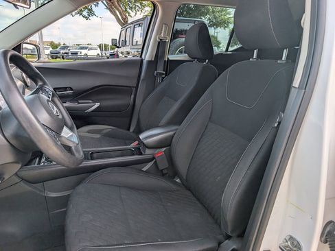 Used 2022 Nissan Kicks SV FWD image 26