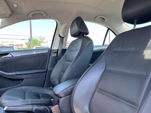 Used 2013 Volkswagen Jetta TDI FWD image 14
