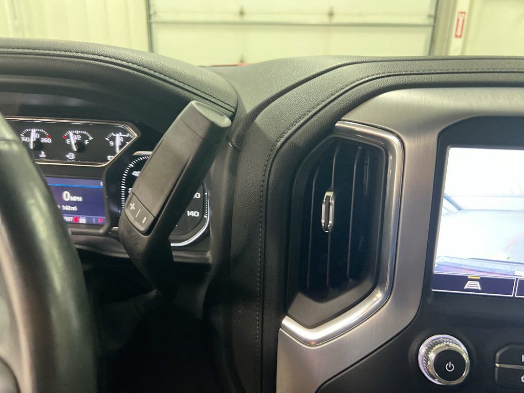 Used 2021 GMC Sierra 1500 SLT w/ SLT Premium Plus Package AWD/4WD image 18