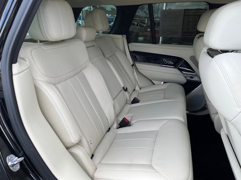 Used 2023 Land Rover Range Rover SE AWD/4WD image 18