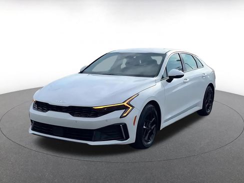 Used 2025 Kia K5 LXS image 7
