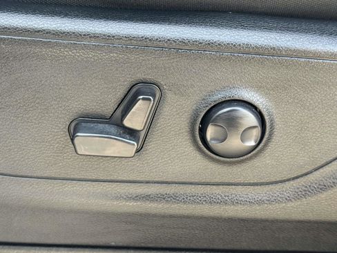 Used 2023 RAM 1500 Big Horn AWD/4WD image 18