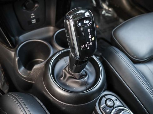 Used 2022 MINI Cooper S image 17