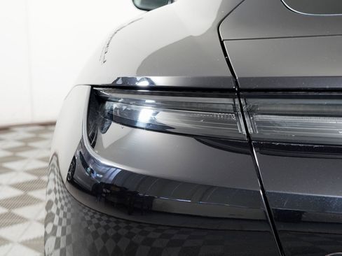 Used 2024 Porsche Taycan GTS image 13