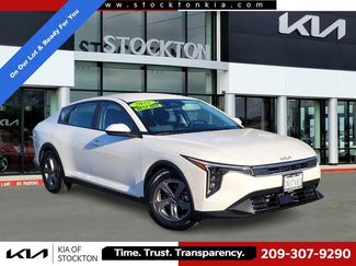 Used 2025 Kia K4 FWD video 1