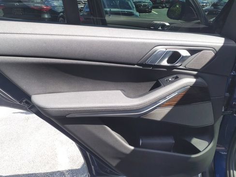 Used 2021 BMW X5 xDrive40i w/ Premium Package AWD/4WD image 26
