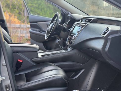 Used 2022 Nissan Murano SV image 4