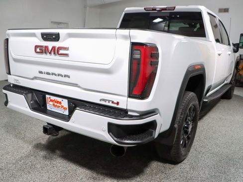 Used 2024 GMC Sierra 2500 AT4 w/ AT4 Premium Plus Package image 7