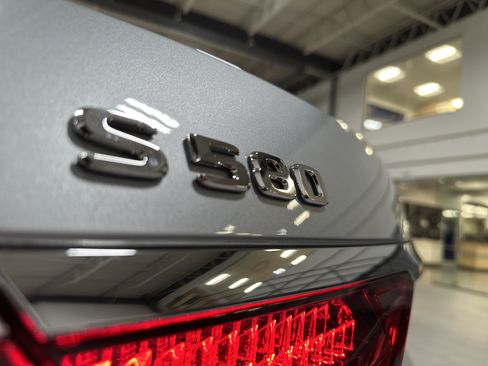 Certified 2024 Mercedes-Benz S 580 4MATIC Sedan image 12