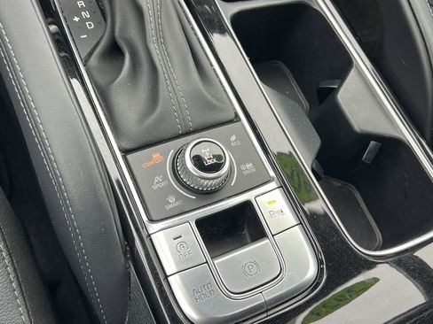 Used 2023 Kia Telluride EX X-Line image 31