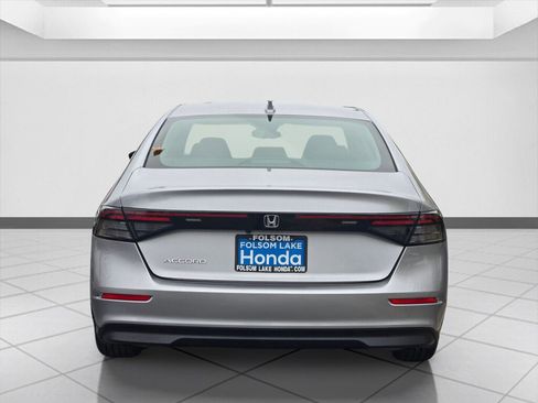 Certified 2023 Honda Accord EX image 6