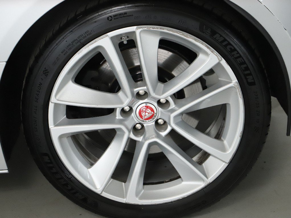 Used 2016 Jaguar F-TYPE S AWD/4WD image 34