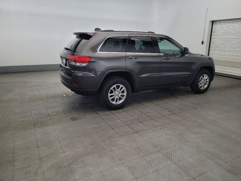 Used 2019 Jeep Grand Cherokee Laredo AWD/4WD image 10