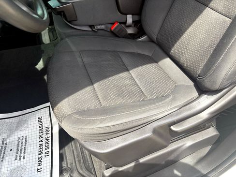 Used 2020 Chevrolet Silverado 1500 Custom w/ Custom Value Package image 20