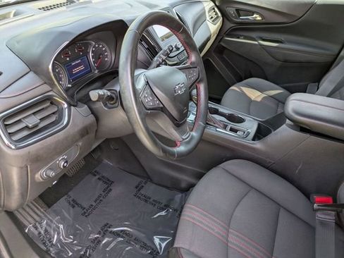 Certified 2024 Chevrolet Trax RS w/ Sunroof Package FWD image 1