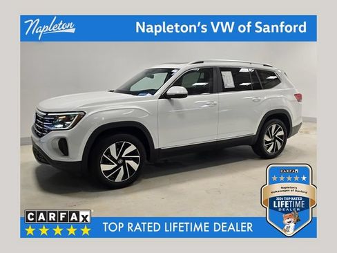 Used 2025 Volkswagen Atlas SEL AWD/4WD image 1