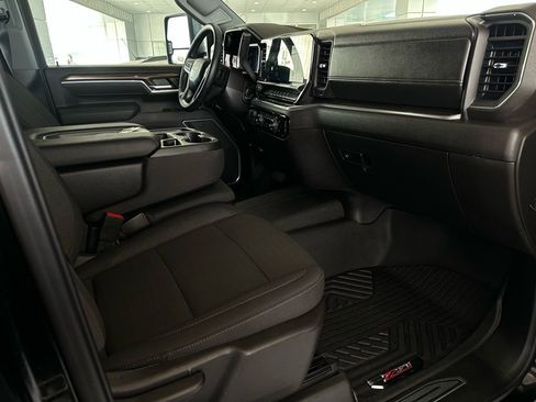 Used 2026 Chevrolet Silverado 2500 LT image 16