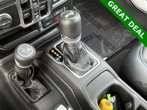 Used 2024 Jeep Wrangler High Altitude image 25