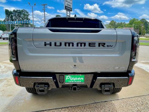 New 2025 GMC Hummer EV 3X w/ LPO, Dark Essentials Package image 7