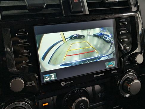 Used 2024 Toyota 4Runner TRD Off-Road Premium w/ Off Road Premium Plus Package image 19