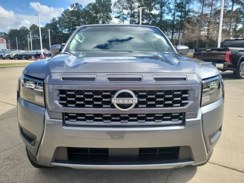 Used 2026 Nissan Frontier SV w/ All-Weather Content Package image 4