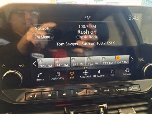 Used 2022 Nissan Pathfinder SL w/ SL Premium Package image 35