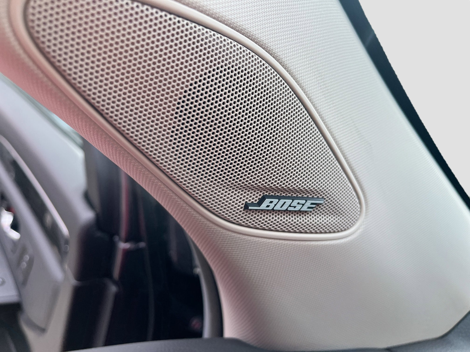 Used 2025 Honda Pilot Elite image 19