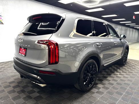 Used 2022 Kia Telluride SX w/ Towing Package image 13