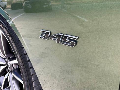 Used 2023 Dodge Challenger R/T image 9