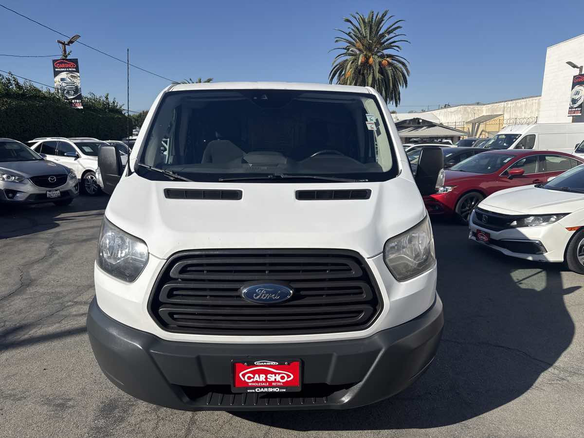 Used 2017 Ford Transit 250 130 Low Roof RWD image 2