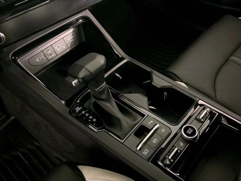 Used 2025 Kia K5 GT-Line w/ GT-Line Premium Package image 17