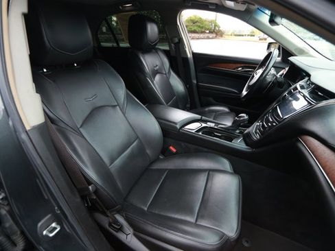 Used 2018 Cadillac CTS Luxury image 31