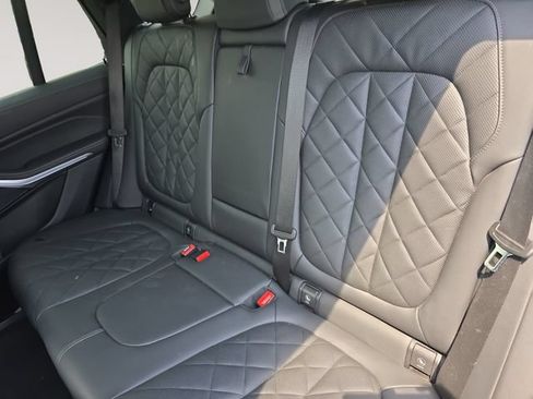 Used 2025 BMW X5 xDrive40i AWD/4WD image 13