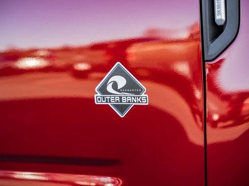 New 2025 Ford Bronco Sport Outer Banks w/ Sasquatch Outer Banks Package image 16