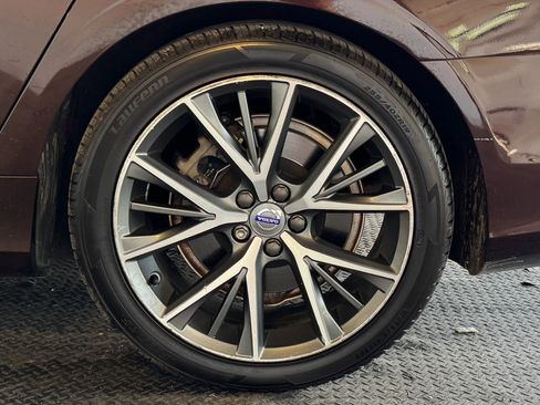 Used 2018 Volvo S90 T5 Momentum w/ Convenience Package image 8