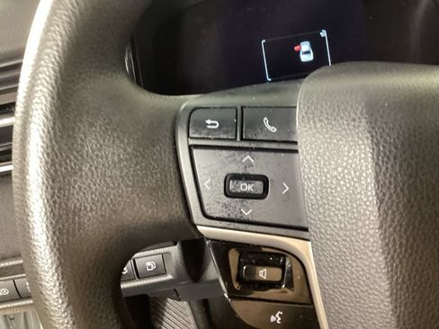 Used 2025 Toyota Camry LE FWD image 14