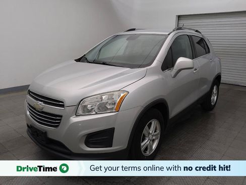 Used 2016 Chevrolet Trax LT w/ LT Convenience Package FWD image 1