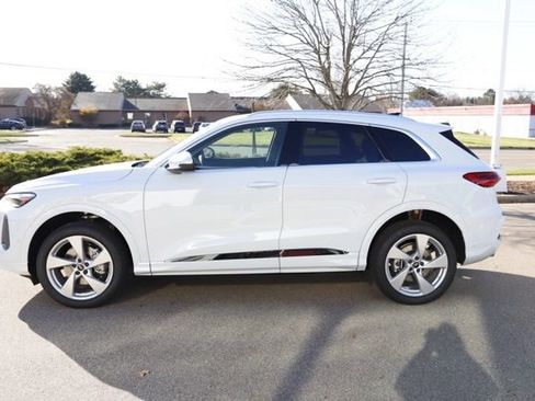 New 2025 Audi Q5 Premium Plus image 6
