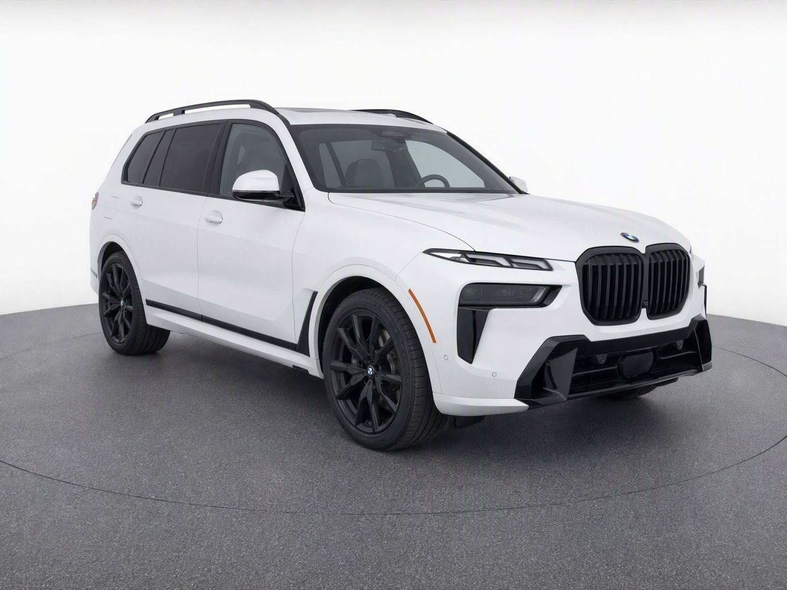Used 2026 BMW X7 xDrive40i w/ Executive Package AWD/4WD image 3