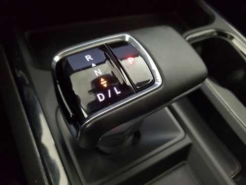 Used 2024 Chevrolet Silverado 1500 ZR2 image 19