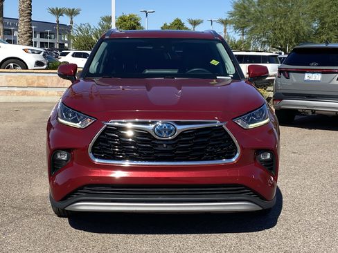 Used 2020 Toyota Highlander Limited Platinum image 8