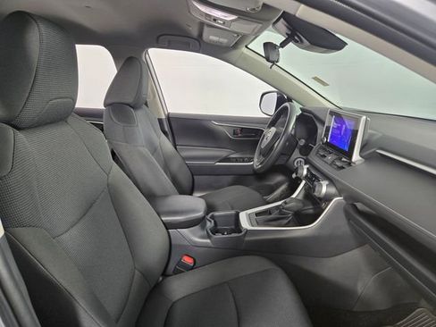 Used 2025 Toyota RAV4 LE image 15