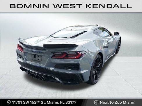 Used 2024 Chevrolet Corvette Z06 image 7