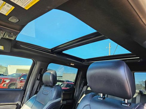 Used 2018 Ford F150 Raptor w/ Equipment Group 802A Luxury image 21